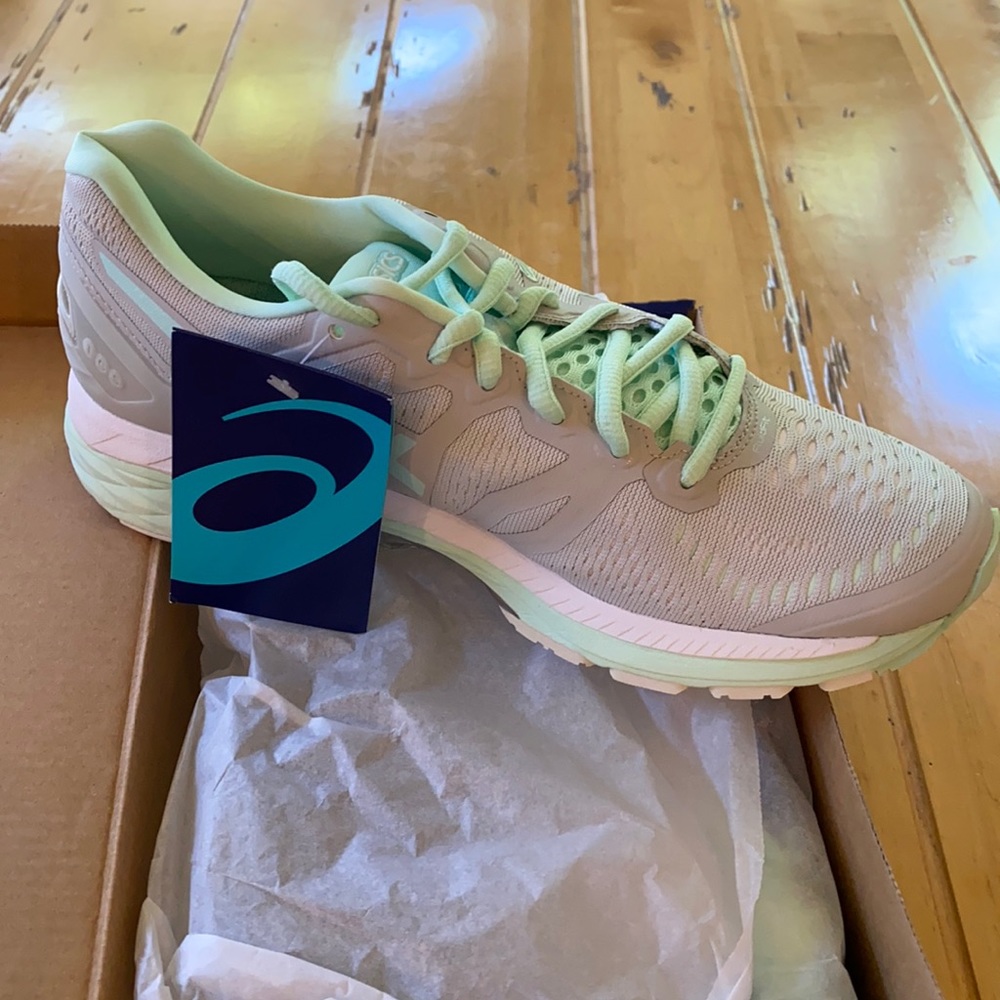 ASICS Gel-Kayano 23